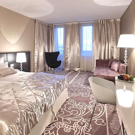 Hotel Falkensteiner Belgrado
