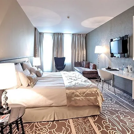 Falkensteiner Superior Hotel 4*